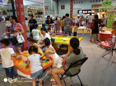 兒童泡泡的美好未來(lái) 玩具的技術(shù)開(kāi)發(fā)與銷售